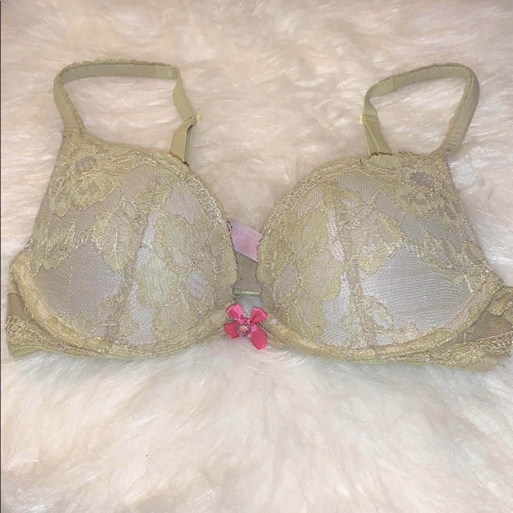 Victoria’s Secret PINK Push-Up Bra